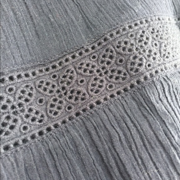 Crepe dress with crochet detail
