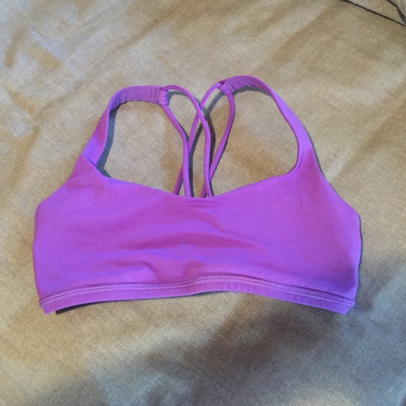 Lululemon Free to Be Bra