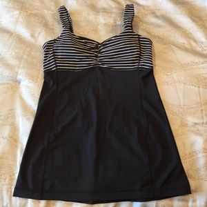 Sz 10 LuluLemon tank top