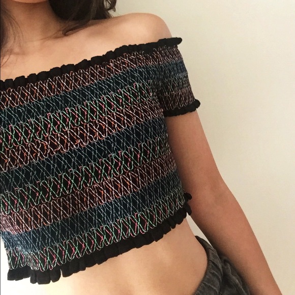 BRAND NEW CROP TOP 💕