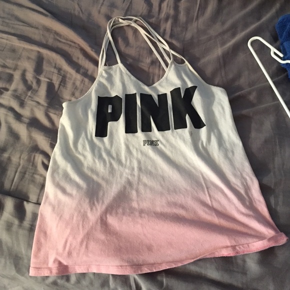 VS pink tank