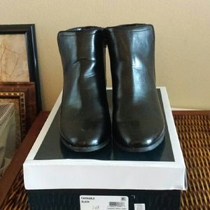 Karen  Scott  shoe boot 9 1/2 medium