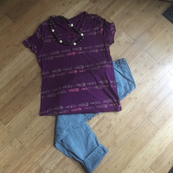 Mossimo v-neck tee