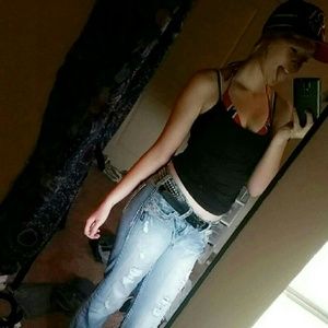 Meet your Posher, Skylar