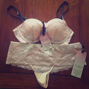Victoria Secret Lingerie! NWT.
