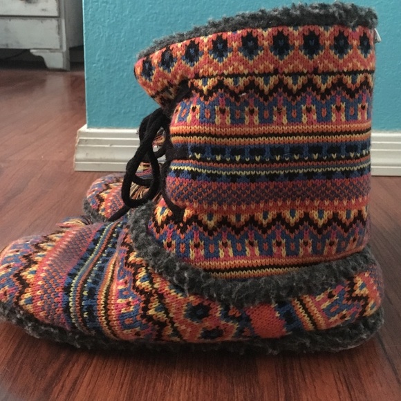 Slippers - Picture 3 of 3