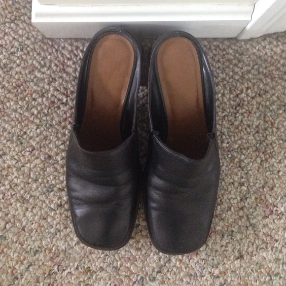 Black shoes
