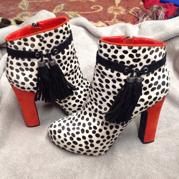 Bebe calf hair, suede rare boots! Size 8! OMG fab!