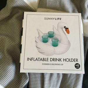 NWT inflatable goose drink holder!!
