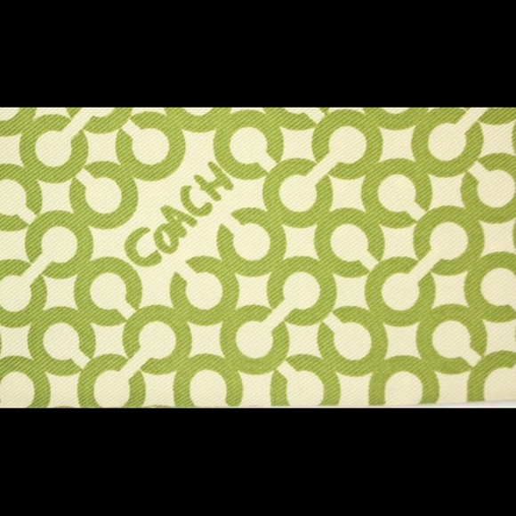 Coach Scarf - Picture 2 of 3