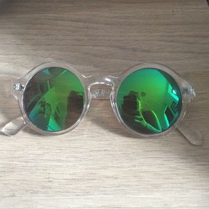 Bundle it! H&M Coachella mirrored round sunglasses