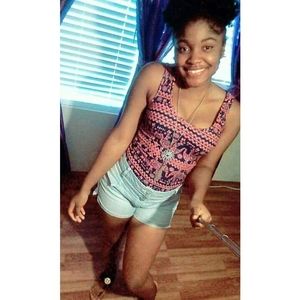 Meet your Posher, Kabresha