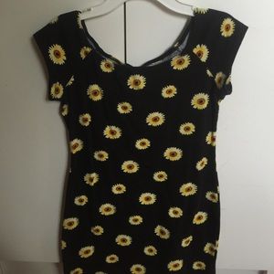 Sunflower Fitted Top