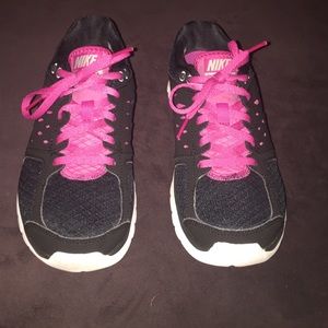Size 6.5 pink, black, and grey NIKES