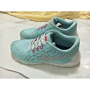 NIKE free 5.0
