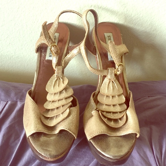 *WORN* Steve Madden Trufle Sandal SZ 8
