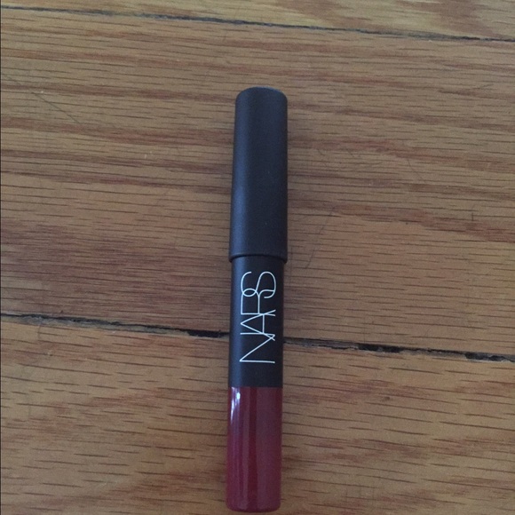 Nars Lip Pencil- Red