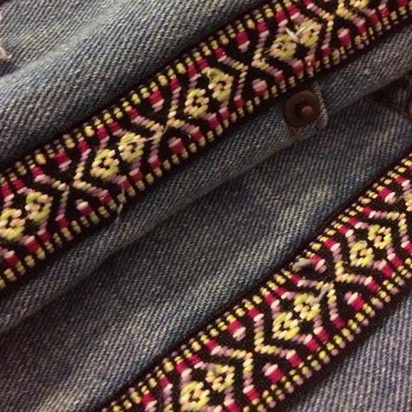 HIGH WAISTED KNIT SHORTS - Picture 3 of 3