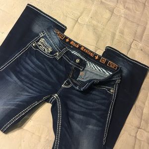 BOOTCUT ROCK REVIVALS