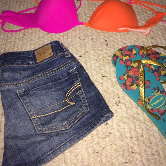 AE DENIM SHORT SHORTS - Picture 2 of 3