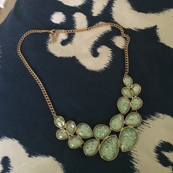 Statement necklace