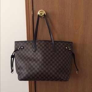 LV Neverfull Tote