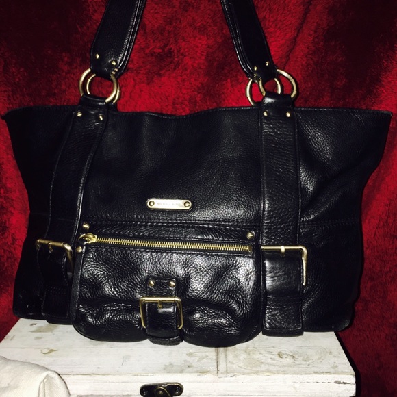 SOLD!!!!!! BEAUTIFUL MICHAEL KORS SHOULDER BAG! - Picture 2 of 4