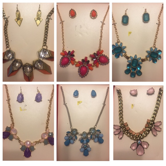 CHIC NECKLACES