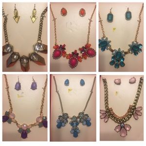 CHIC NECKLACES