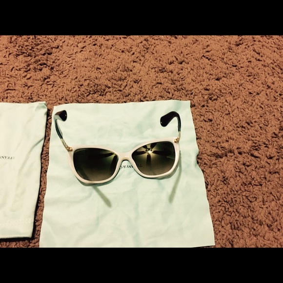Tiffany&co. Sunglasses - Picture 3 of 4