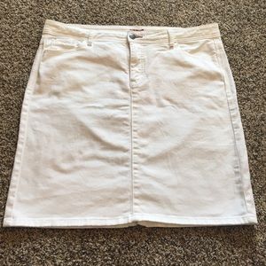 Plus Size Wrangler 16M White Jean Women's Skirt