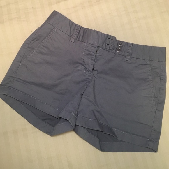 Vineyard Vines Women's chino shorts