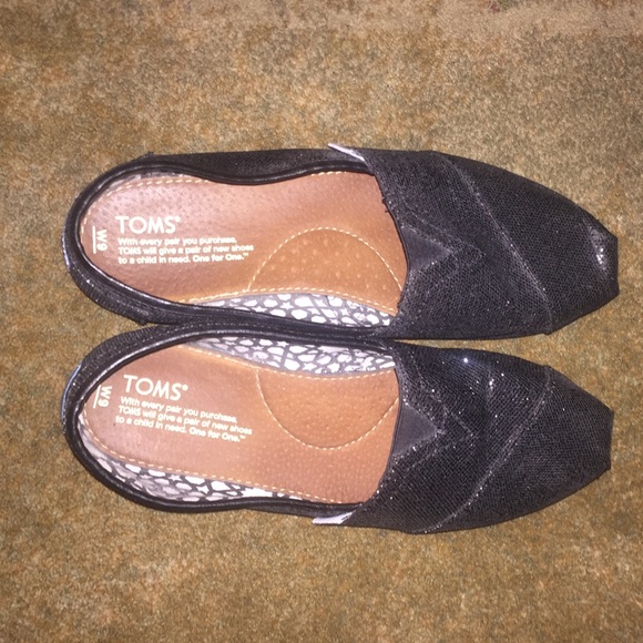 Black sparkly Toms