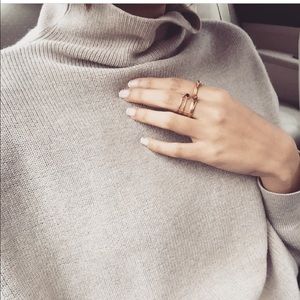 Aritzia montpellier sweater