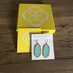 Kendra Scott Danielle earrings