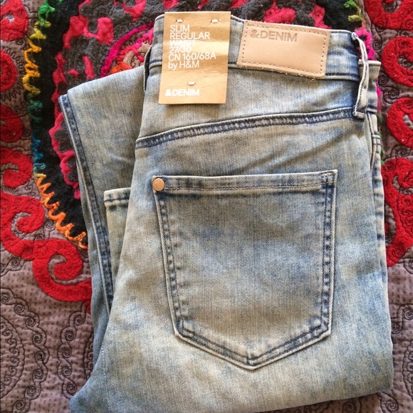 New h&m light wash jeans