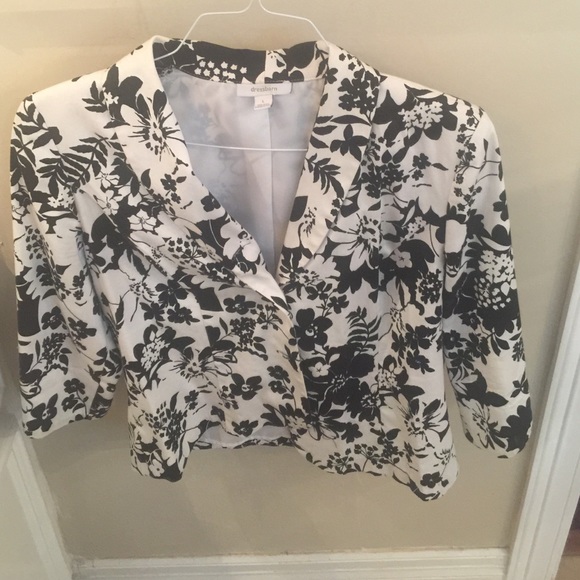 Black and white floral dress barn blazer size L