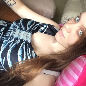 Meet your Posher, Ashley