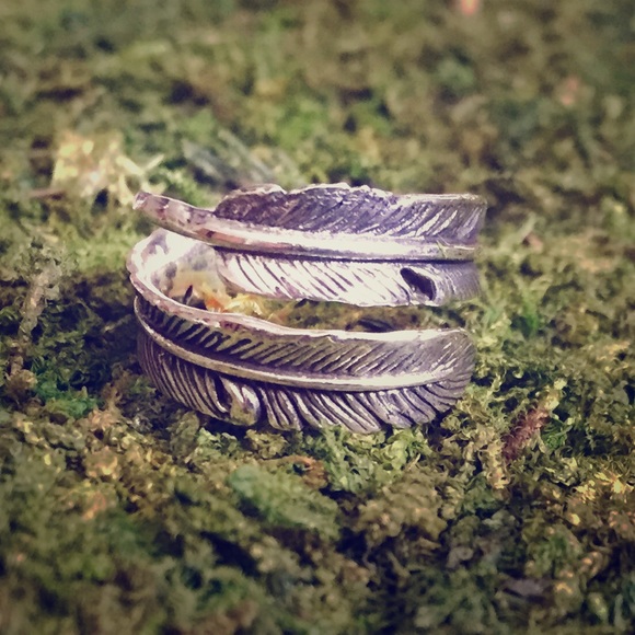 Adjustable Sterling Silver Feather Ring - Picture 2 of 4