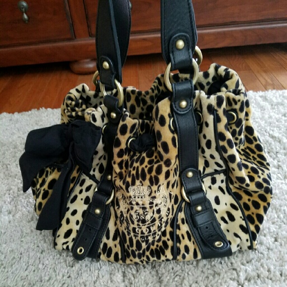 Juicy Couture Velour bag!
