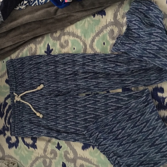 Fun, beachy pants - Picture 1 of 1