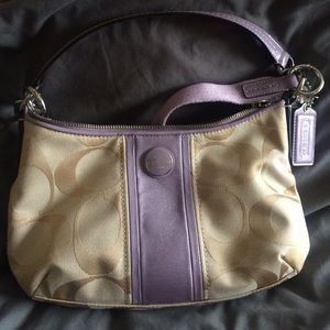 Coach purse. Never been used.