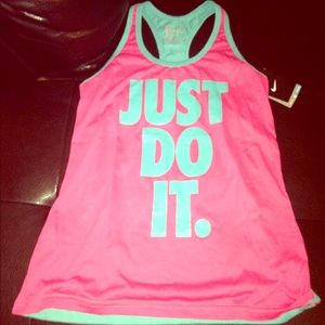 Nike tank