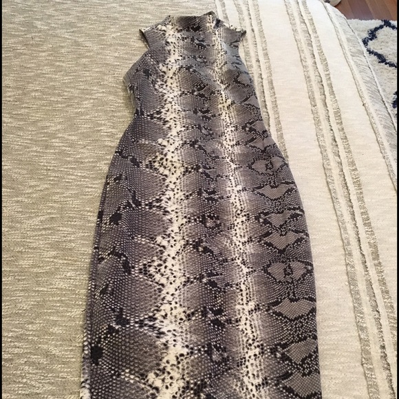 Elizabeth and James Python dress - Picture 2 of 4