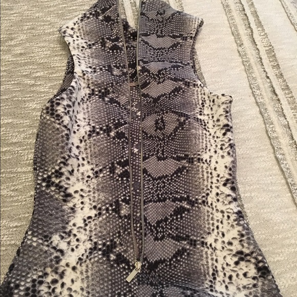 Elizabeth and James Python dress - Picture 3 of 4