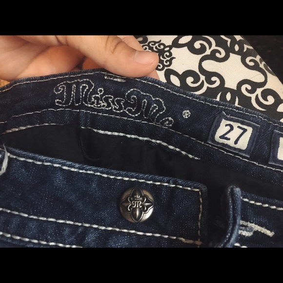 Miss Me Jeans - Picture 2 of 3