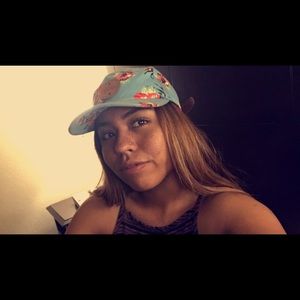 Meet your Posher, Kimberly