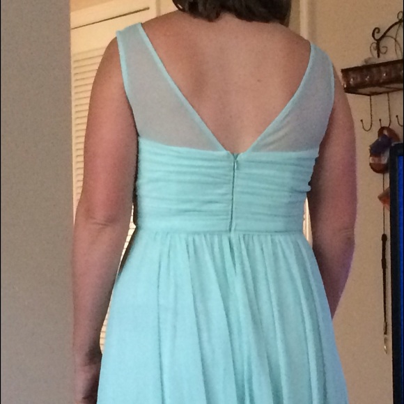 David's Bridal size 6 cocktail formal dress F15701 - Picture 2 of 3