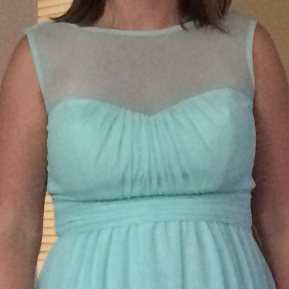 David's Bridal size 6 cocktail formal dress F15701 - Picture 3 of 3