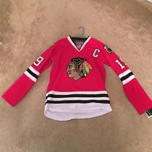 Calling all Chicago Fans! Toews jersey!